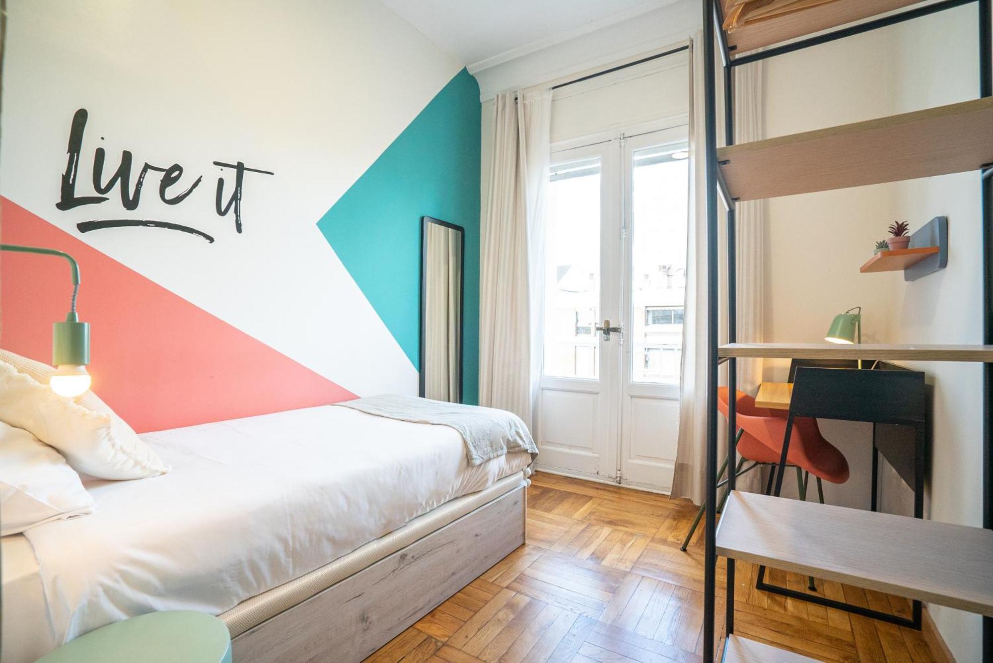 Live It Madrid Chamberi Hotel Room photo